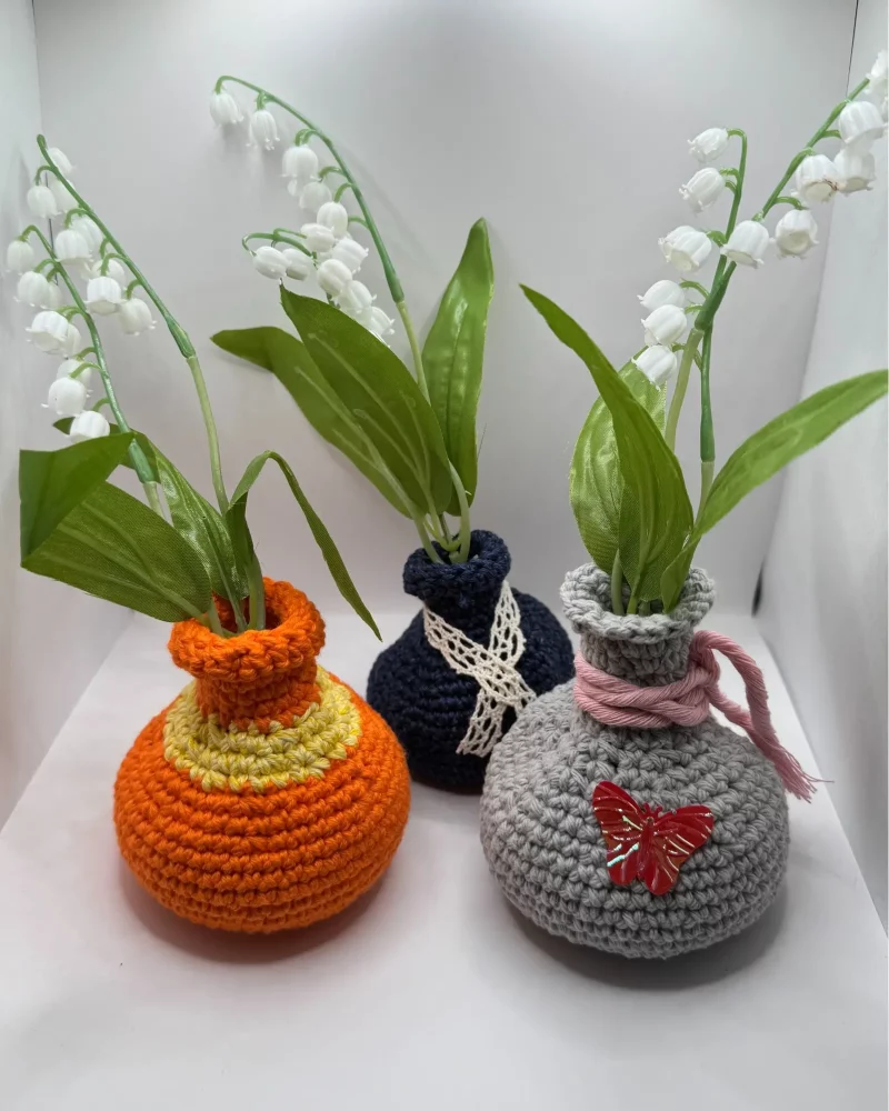 Brin de muguet dans son vase personnalisé